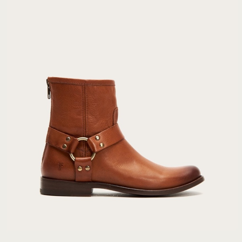 Frye phillip harness short